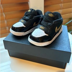 Jordan Legacy 312 Low
Boys' Toddler size 7c